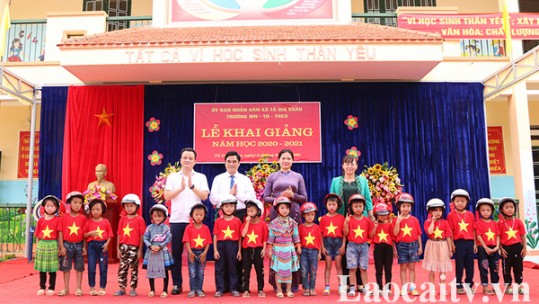 Hơn 222.000 học sinh Lào Cai náo nức đón khai giảng năm học mới