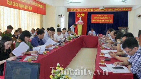 Thành ủy Lào Cai làm việc với Đảng bộ xã Thống Nhất