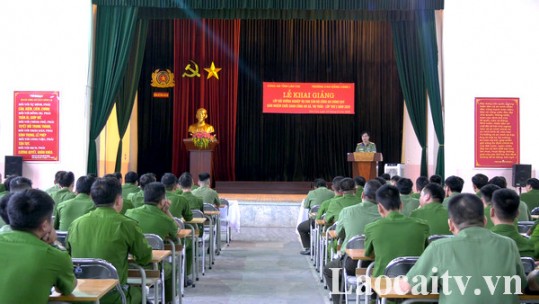 Bồi dưỡng nghiệp vụ cho cán bộ Công an chính quy đảm nhiệm các chức danh Công an xã, thị trấn