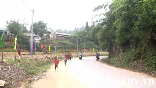 Ưu tiên nguồn lực đầu tư phát triển kinh tế - xã hội vùng khó khăn