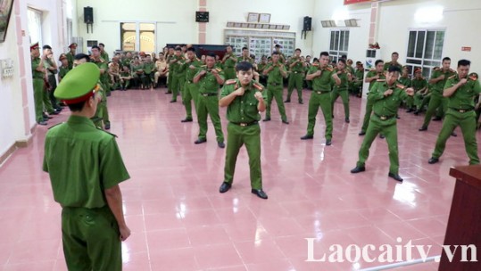 150 cán bộ, chiến sỹ Công an huyện Bát Xát hoàn thành chương trình tập huấn điều lệnh, quân sự, võ thuật năm 2020