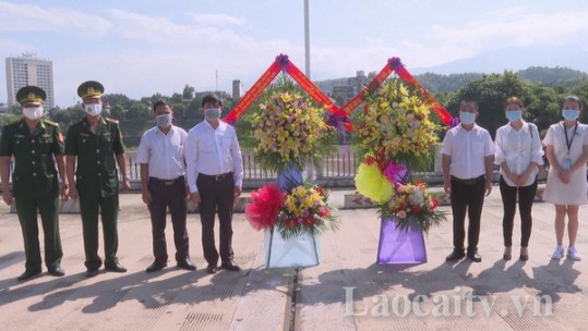 Gặp mặt huyện Hà Khẩu, châu Hồng Hà (Trung Quốc) nhân dịp kỷ niệm 71 năm Ngày thành lập nước Cộng hòa nhân dân Trung Hoa