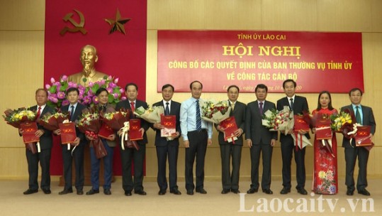 Tỉnh ủy Lào Cai công bố các quyết định về công tác cán bộ