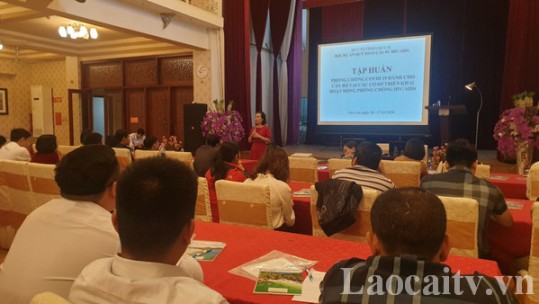 Tập huấn phòng, chống dịch Covid-19 cho các cơ sở hoạt động phòng, chống HIV/AIDS