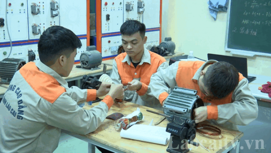 Chú trọng đưa khoa học, kỹ thuật vào đào tạo nghề