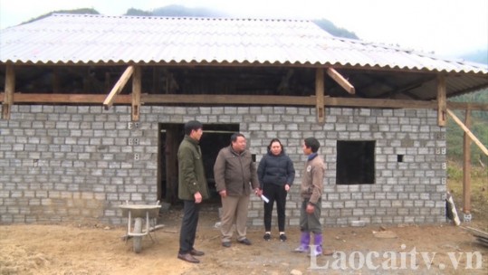 Niềm vui trong những mái ấm khang trang ở bản làng vùng cao Sa Pa