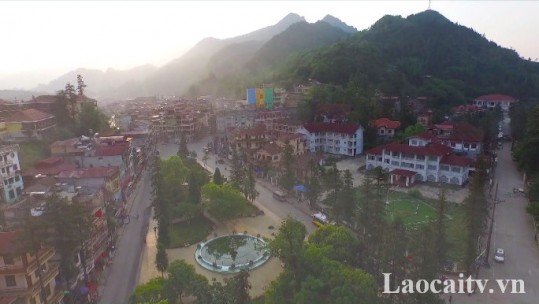 Sa Pa nổi gió Ô Quý Hồ, nhiệt độ tăng lên trên 25 độ C