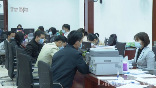 Không thực hiện giao dịch đối với những công dân không đeo khẩu trang