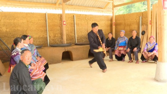 Bảo tồn văn hóa dân tộc qua các câu lạc bộ