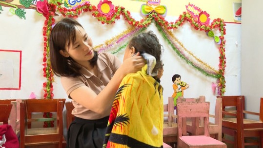 Những người mẹ thứ hai