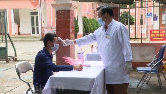 Tăng cường các biện pháp phòng, chống dịch Covid-19 tại cơ sở khám, chữa bệnh