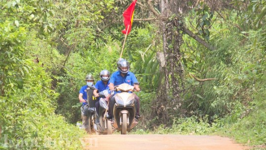Tuổi trẻ huyện Bát Xát hướng về ngày bầu cử