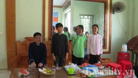 Người gìn giữ nét dân ca Nùng Dín