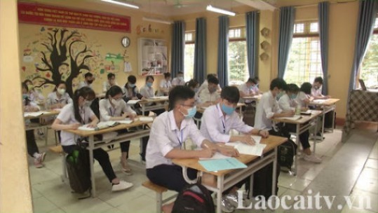 Lào Cai: Hỗ trợ 300 nghìn đồng/học sinh hoàn cảnh khó khăn thi tốt nghiệp THPT