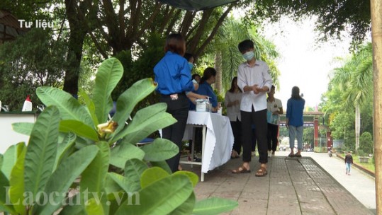 Lào Cai chuẩn bị phòng thi riêng cho thí sinh ho, sốt và diện F2 thi vào 10