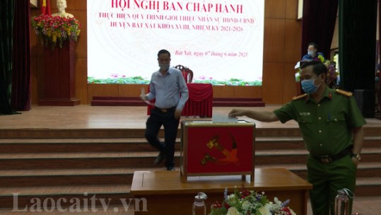 Huyện Bát Xát thực hiện quy trình giới thiệu nhân sự