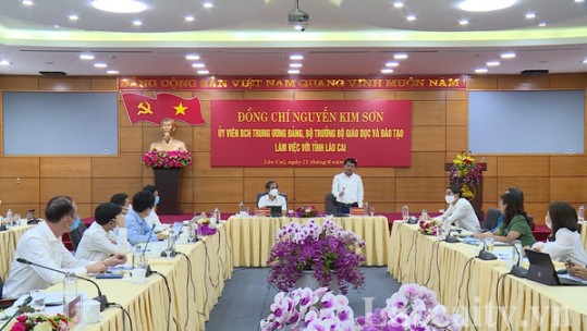 Đoàn công tác Bộ Giáo dục và Đào tạo làm việc với tỉnh Lào Cai