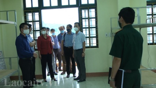 Kiểm tra công tác phòng, chống dịch Covid-19 tại huyện Văn Bàn