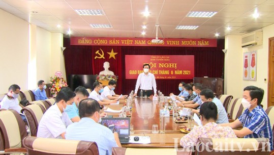 Giao ban công tác báo chí tháng 6/2021