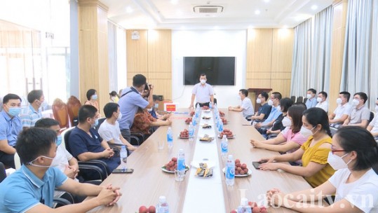Bắc Giang chia tay đoàn y tế Lào Cai