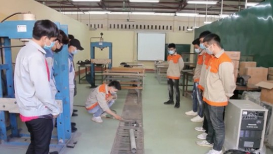 Quy định mức thu học phí đối với các cơ sở giáo dục nghề nghiệp công lập