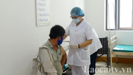 Các vấn đề cần quan tâm để đảm bảo an toàn khi tiêm chủng trên diện rộng