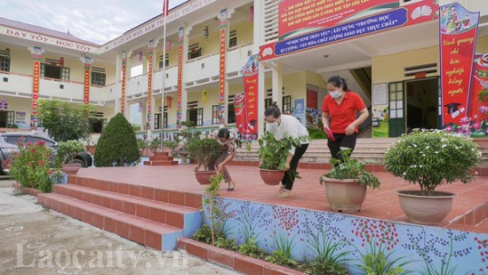 Xã Nậm Lúc chuẩn bị cho năm học mới