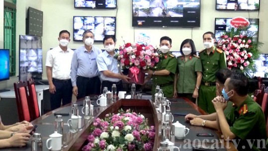 Chúc mừng Công an thành phố Lào Cai nhân kỷ niệm 76 năm Ngày truyền thống lực lượng CAND