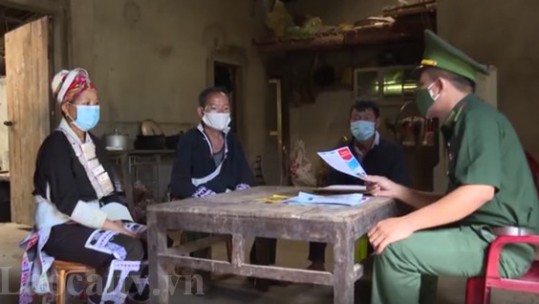Trên 10.000 hộ dân khu vực biện giới ký cam kết thực hiện phòng, chống dịch