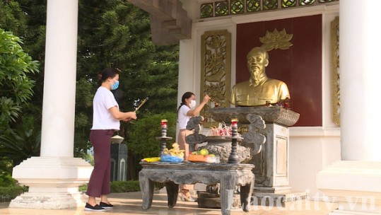 Tết độc lập nhớ Bác