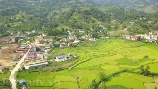 Bản Phố chuyển mình từ nghị quyết của Đảng