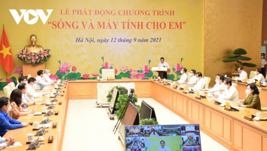 Bộ trưởng Nguyễn Mạnh Hùng: 