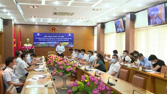 Hội nghị xây dựng kế hoạch phát triển kinh tế, xã hội và đầu tư công năm 2022