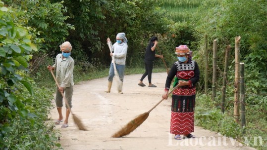 Ngày mới ở làng của người Xa Phó
