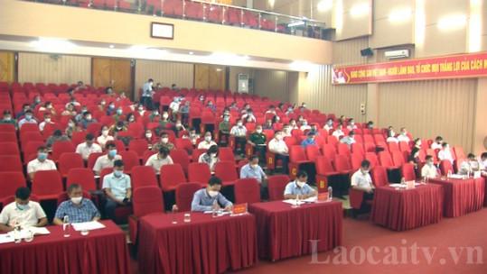 Đoàn đại biểu Quốc hội tỉnh tiếp xúc cử tri tại Văn Bàn