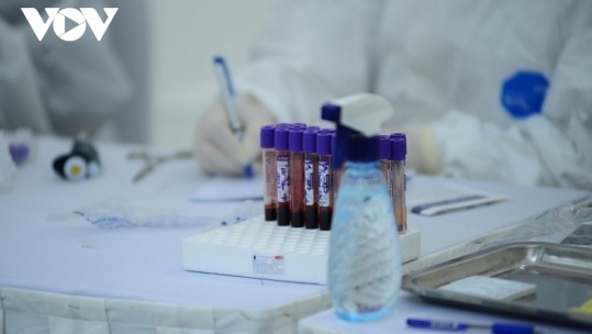 Người bệnh không phải chi trả phí khi được chỉ định test COVID-19