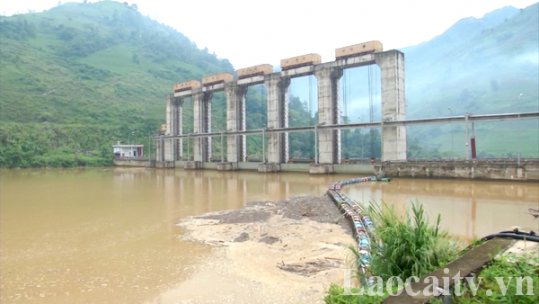 Triển khai cắm mốc hành lang bảo vệ nguồn nước