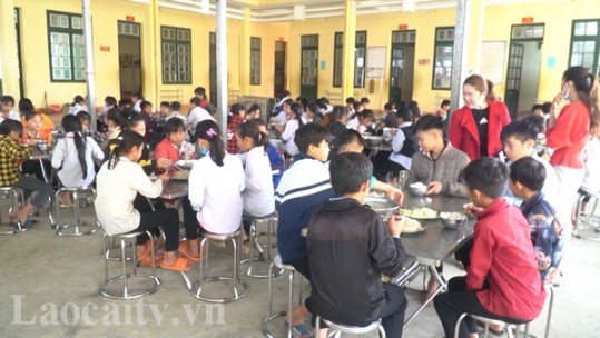 Giải pháp để duy trì và nâng cao chất lượng bữa ăn bán trú cho học sinh vùng cao