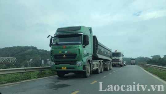 Phương án tổ chức giao thông tại khu vực cầu đường bộ Gia Phú, huyện Bảo Thắng