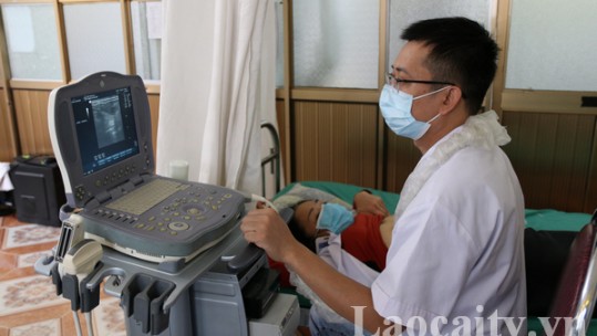 Tầm soát, khám sàng lọc ung thư cho phụ nữ vùng cao