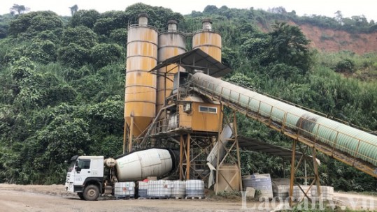 Cần tăng cường quản lý các trạm trộn bê tông