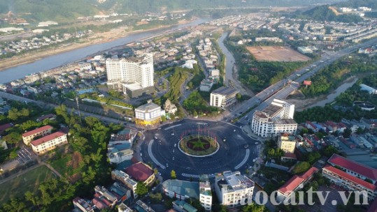 Vị thế Lào Cai