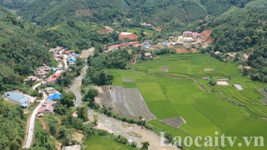 Lào Cai phấn đấu đến năm 2030 không còn huyện nghèo