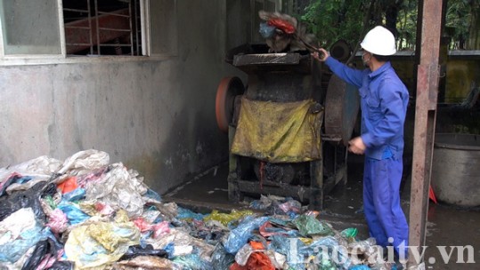 Cần khắc phục một số vướng mắc trong tái chế rác thải túi nilon và nhựa thải loại