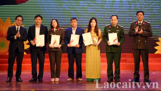 Lào Cai đoạt 1 giải đồng và bằng khen cuộc thi “Đưa nghị quyết của Đảng vào cuộc sống” của VOV