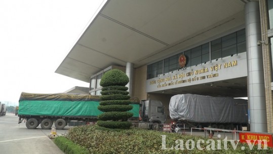 Lào Cai: Hoạt động xuất nhập khẩu sôi động trở lại