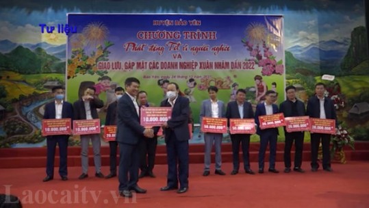 Huy động nguồn lực chăm lo cho người nghèo