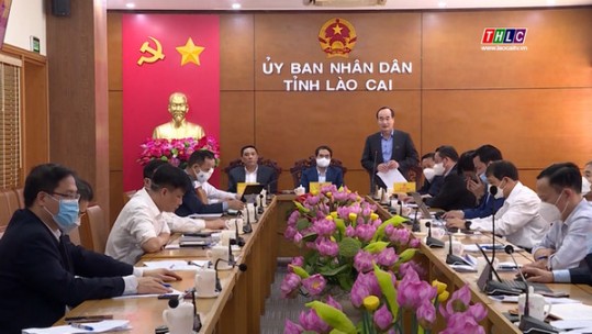 Bàn giải pháp giảm hộ nghèo tại 10 xã khó khăn nhất tỉnh