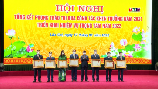 Đổi mới công tác thi đua khen thưởng