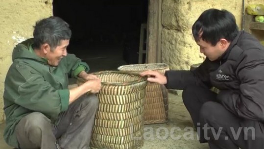 Nghề đan lát truyền thống của đồng bào người Mông ở xã Lùng Cải, huyện Bắc Hà